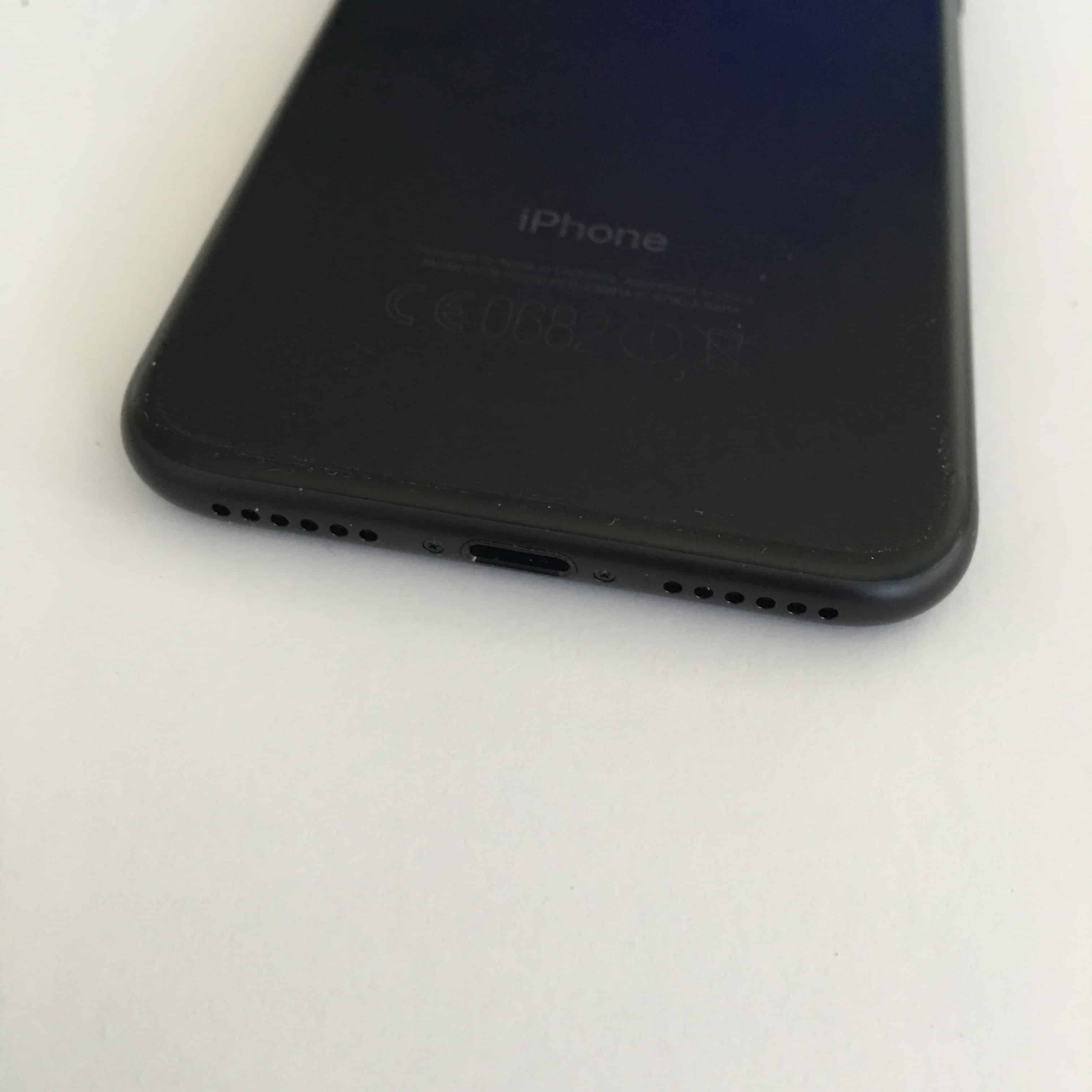 iPhone 7 Lightning Anschluss